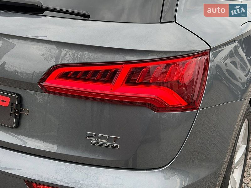 Внедорожник / Кроссовер Audi Q5 2017 в Стрые