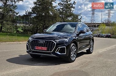 Позашляховик / Кросовер Audi Q5 2021 в Києві