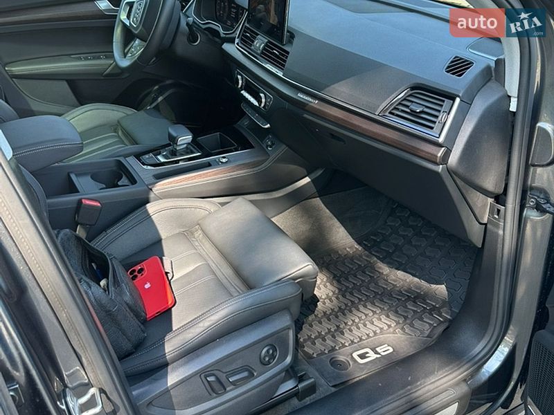 Внедорожник / Кроссовер Audi Q5 2024 в Харькове