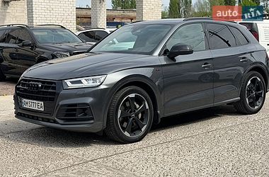 Внедорожник / Кроссовер Audi Q5 2019 в Житомире