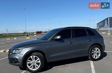 Внедорожник / Кроссовер Audi Q5 2012 в Тернополе