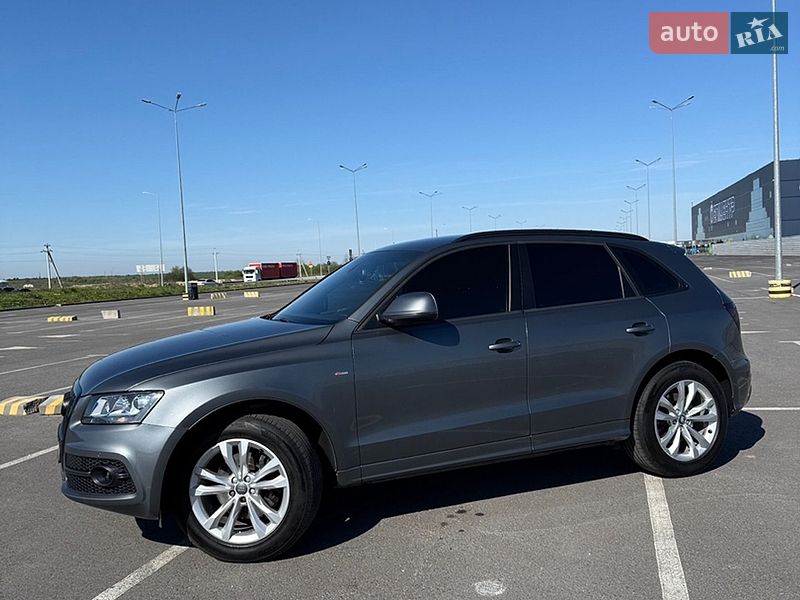 Внедорожник / Кроссовер Audi Q5 2012 в Тернополе