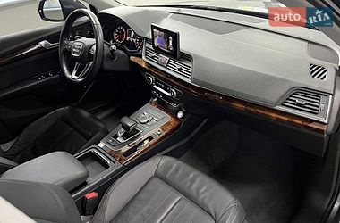 Внедорожник / Кроссовер Audi Q5 2017 в Полтаве