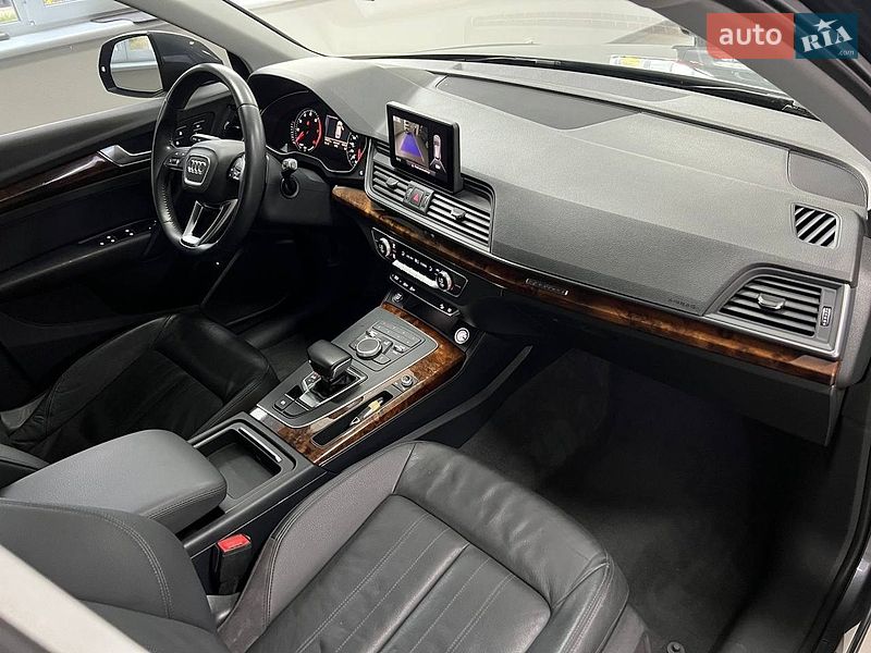 Внедорожник / Кроссовер Audi Q5 2017 в Полтаве