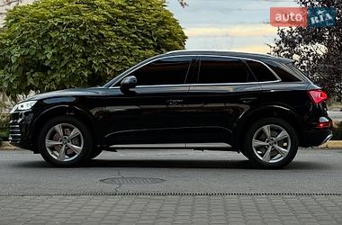 Внедорожник / Кроссовер Audi Q5 2020 в Львове