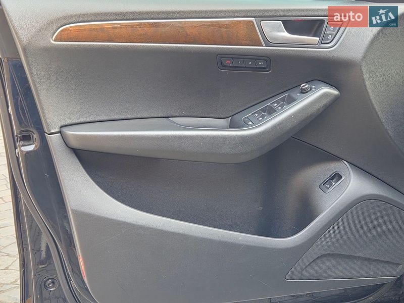 Внедорожник / Кроссовер Audi Q5 2012 в Луцке