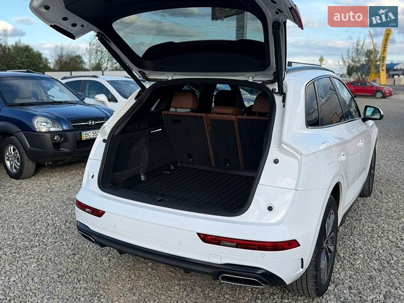Внедорожник / Кроссовер Audi Q5 2023 в Ивано-Франковске