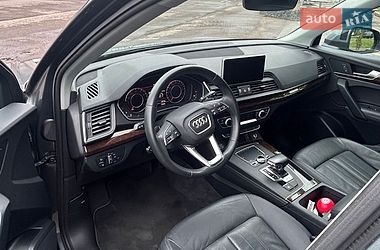 Внедорожник / Кроссовер Audi Q5 2019 в Львове