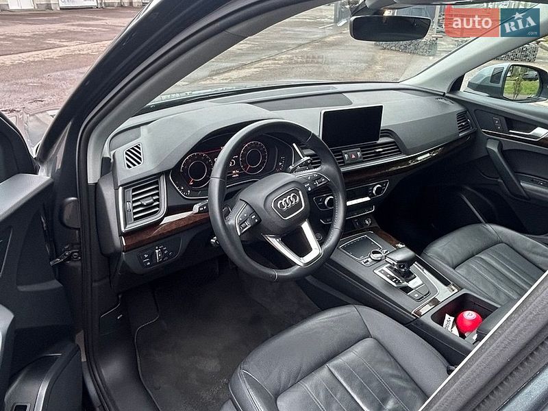 Внедорожник / Кроссовер Audi Q5 2019 в Львове