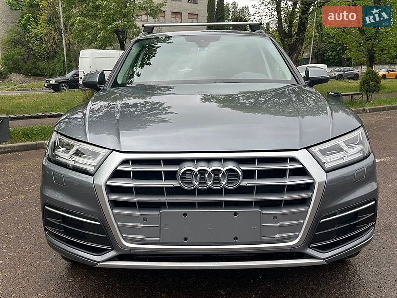 Внедорожник / Кроссовер Audi Q5 2019 в Львове