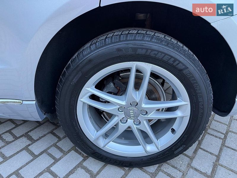 Позашляховик / Кросовер Audi Q5 2016 в Львові