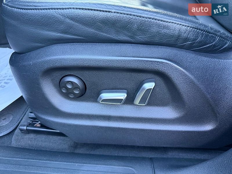 Позашляховик / Кросовер Audi Q5 2016 в Львові