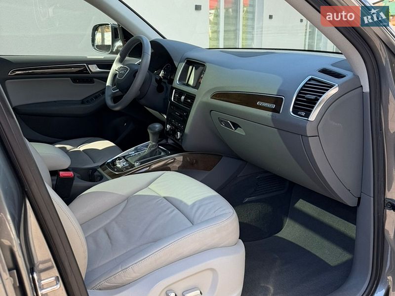 Внедорожник / Кроссовер Audi Q5 2014 в Ивано-Франковске