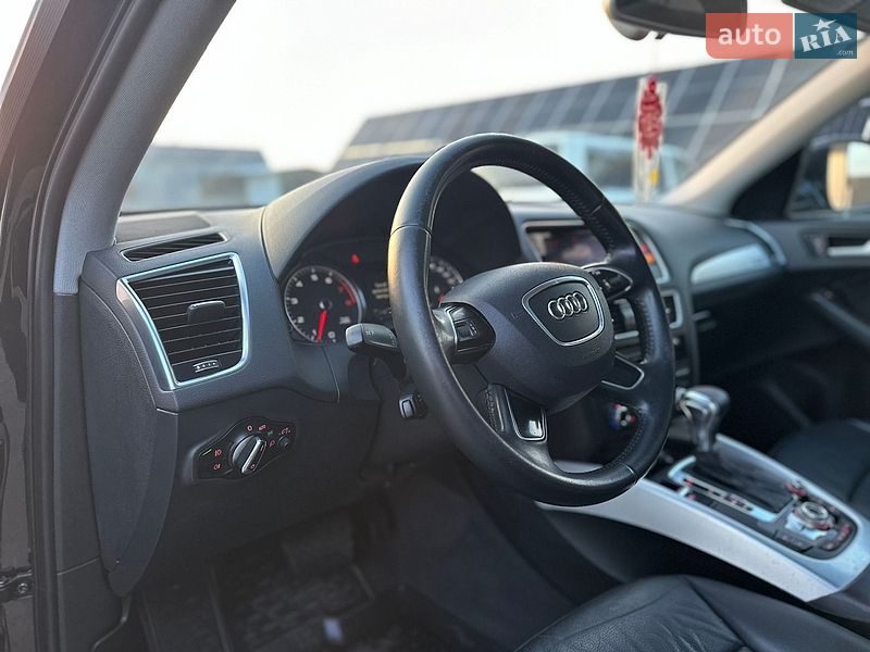 Внедорожник / Кроссовер Audi Q5 2014 в Владимире