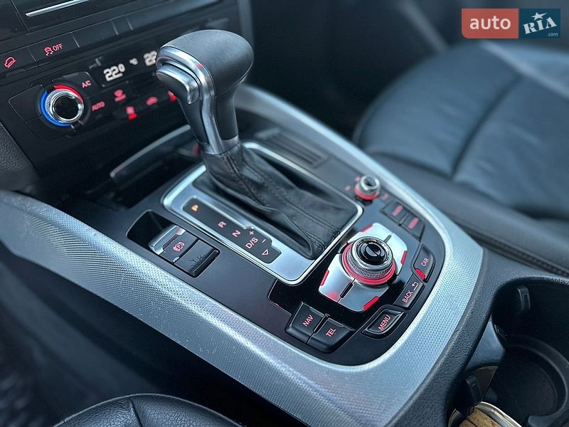 Внедорожник / Кроссовер Audi Q5 2014 в Владимире