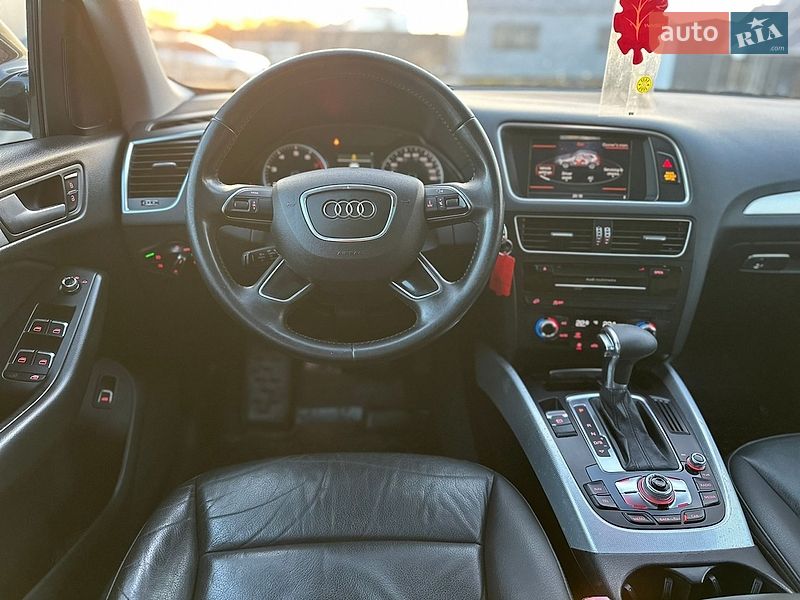 Внедорожник / Кроссовер Audi Q5 2014 в Владимире