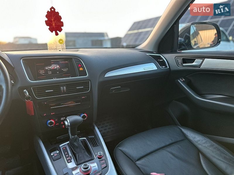 Внедорожник / Кроссовер Audi Q5 2014 в Владимире
