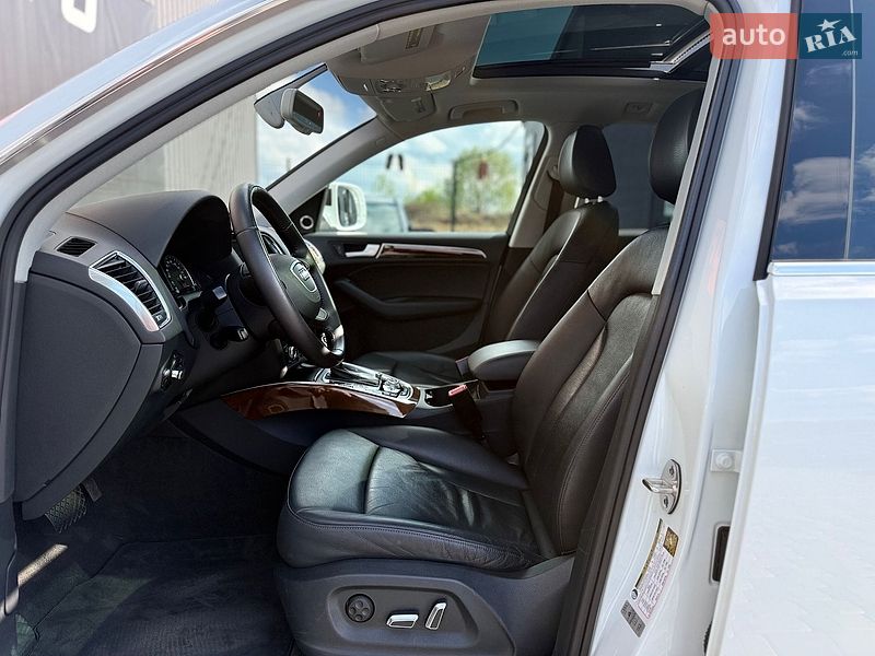 Внедорожник / Кроссовер Audi Q5 2015 в Львове