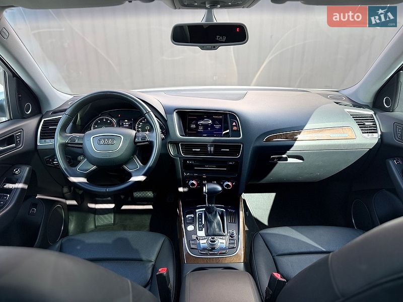 Внедорожник / Кроссовер Audi Q5 2015 в Львове