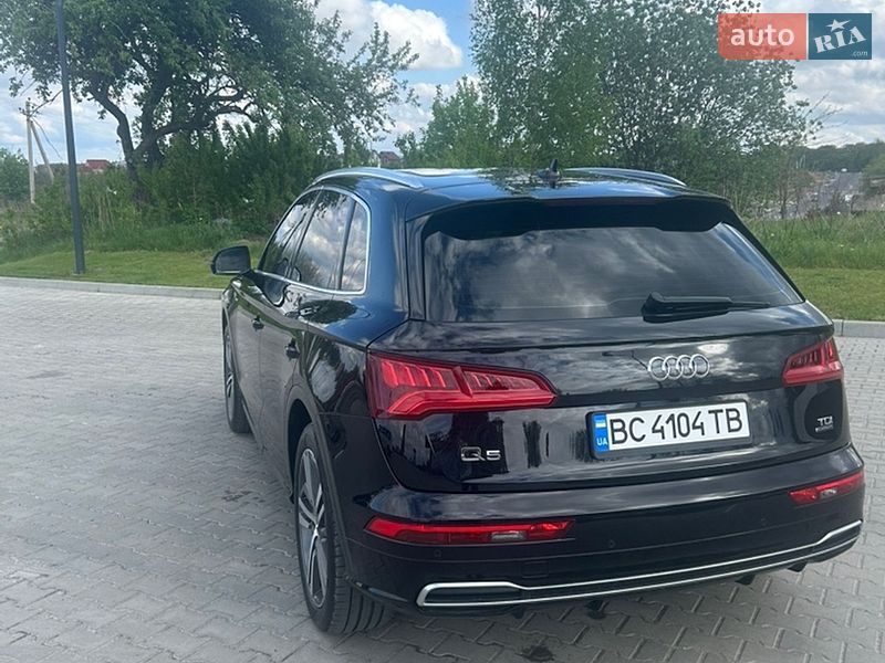 Внедорожник / Кроссовер Audi Q5 2017 в Львове