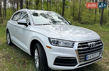 Внедорожник / Кроссовер Audi Q5 2020 в Киеве
