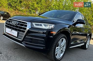 Внедорожник / Кроссовер Audi Q5 2018 в Луцке