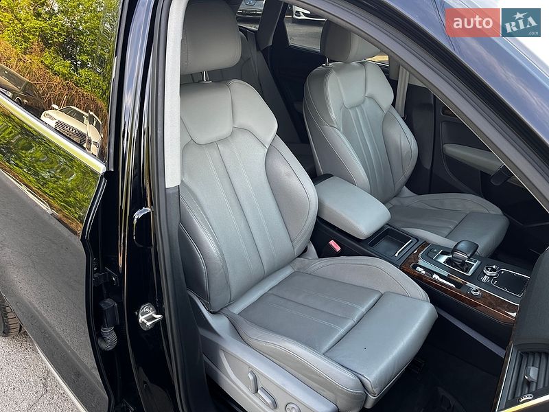 Внедорожник / Кроссовер Audi Q5 2018 в Луцке