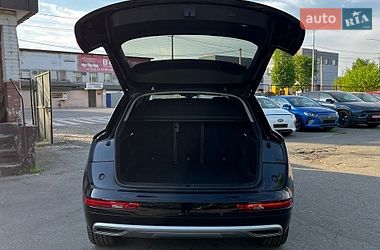 Внедорожник / Кроссовер Audi Q5 2018 в Луцке