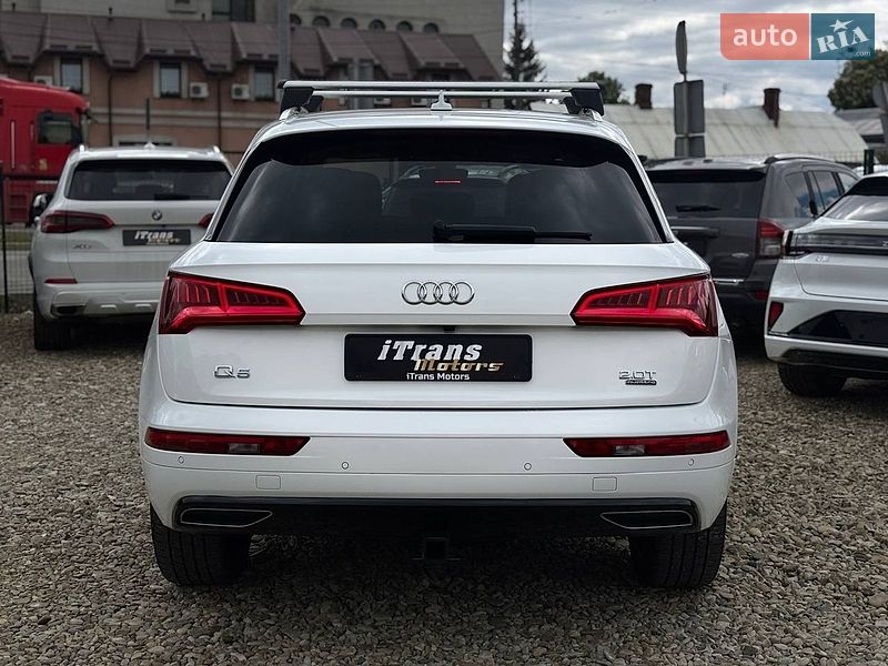 Внедорожник / Кроссовер Audi Q5 2016 в Стрые