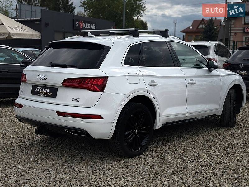 Внедорожник / Кроссовер Audi Q5 2016 в Стрые