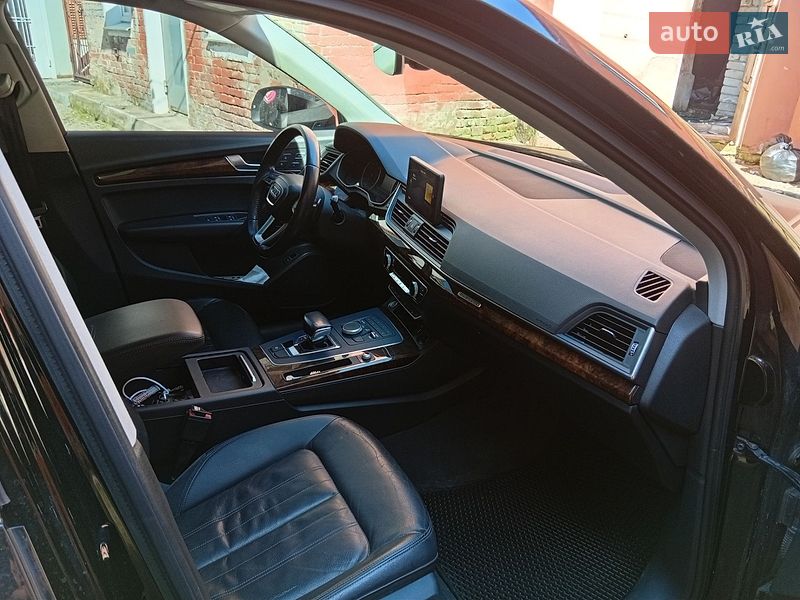 Внедорожник / Кроссовер Audi Q5 2018 в Харькове