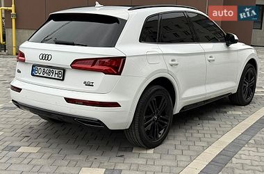 Позашляховик / Кросовер Audi Q5 2018 в Тернополі