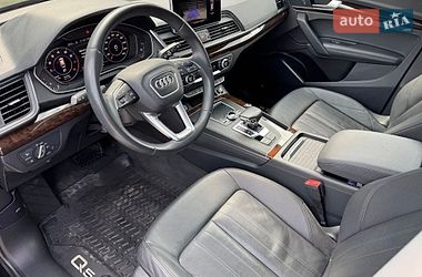 Внедорожник / Кроссовер Audi Q5 2020 в Львове