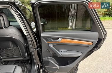 Внедорожник / Кроссовер Audi Q5 2024 в Киеве