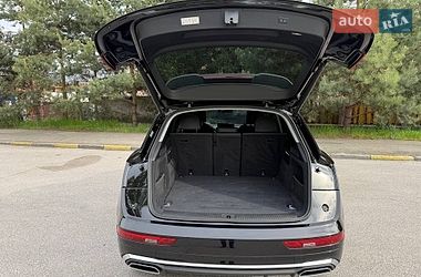 Внедорожник / Кроссовер Audi Q5 2024 в Киеве