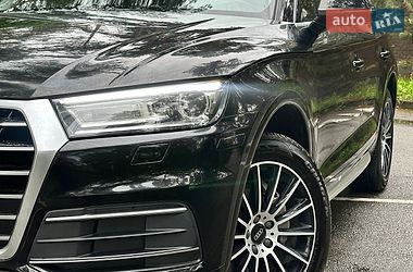 Внедорожник / Кроссовер Audi Q5 2018 в Белогородке