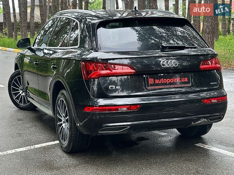 Внедорожник / Кроссовер Audi Q5 2018 в Белогородке