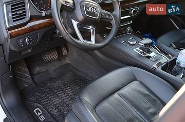 Внедорожник / Кроссовер Audi Q5 2019 в Киеве