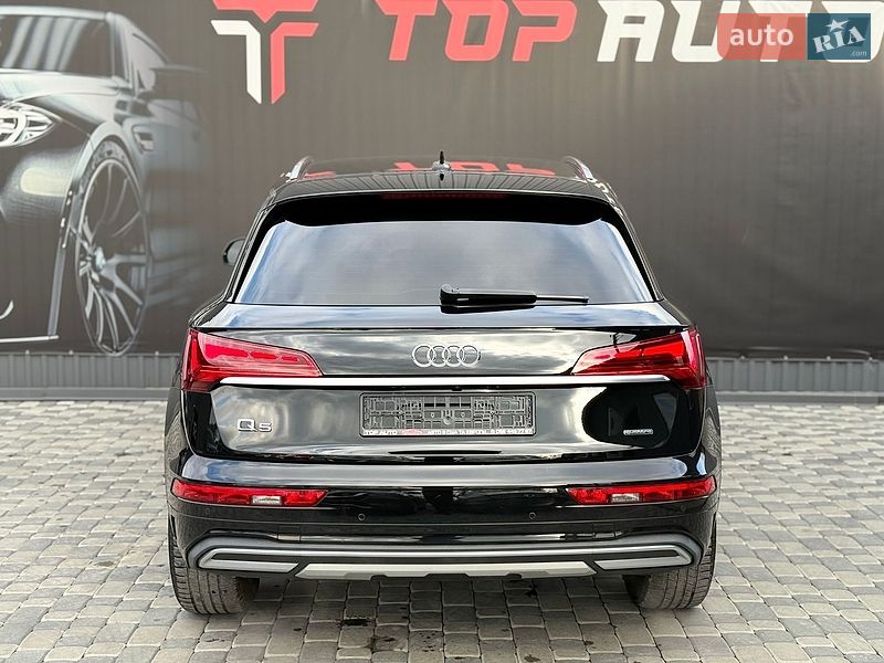 Внедорожник / Кроссовер Audi Q5 2021 в Львове