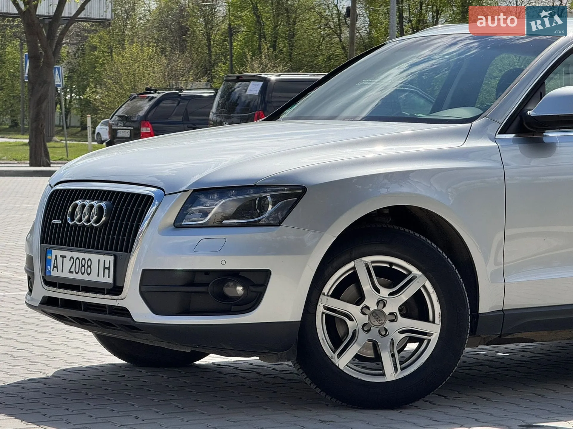 2010 Audi Q5 - мініатюра 2