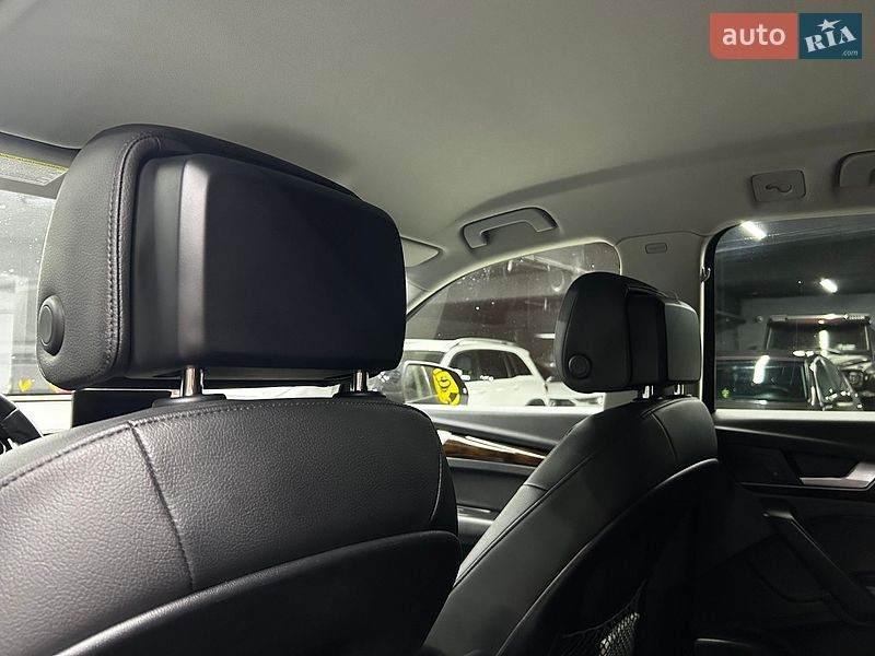 Внедорожник / Кроссовер Audi Q5 2019 в Черновцах