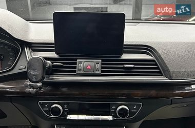 Внедорожник / Кроссовер Audi Q5 2019 в Черновцах