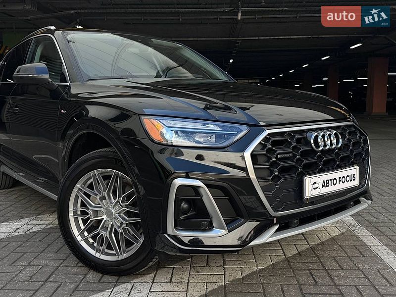Позашляховик / Кросовер Audi Q5 2022 в Києві