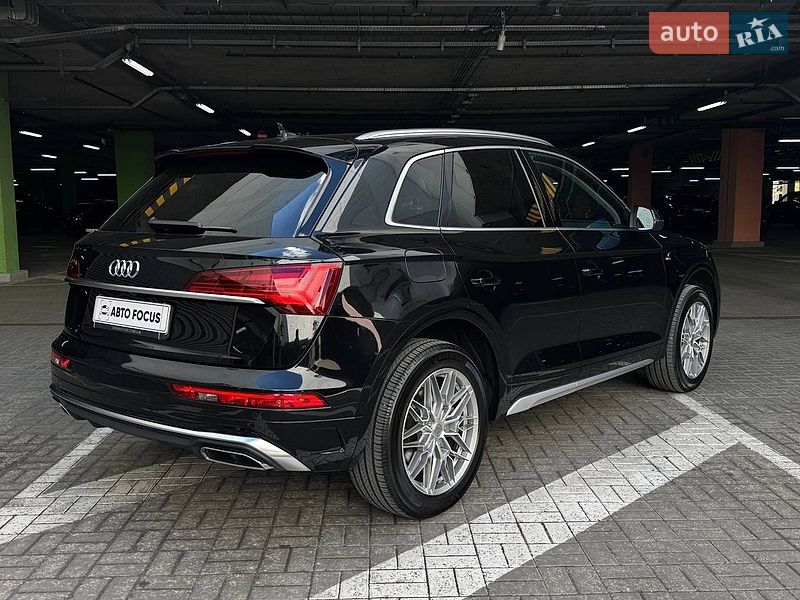 Позашляховик / Кросовер Audi Q5 2022 в Києві