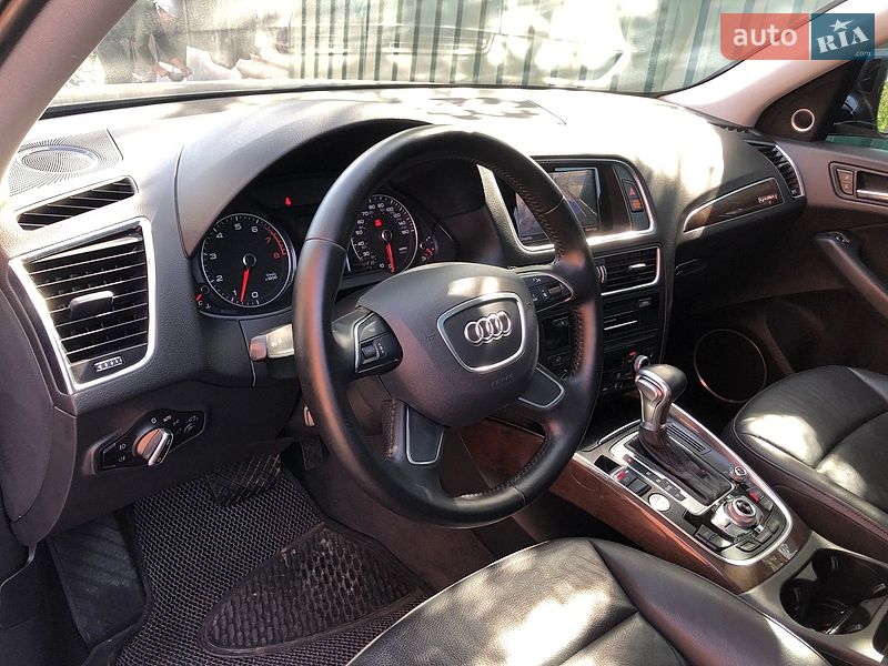 Внедорожник / Кроссовер Audi Q5 2015 в Луцке