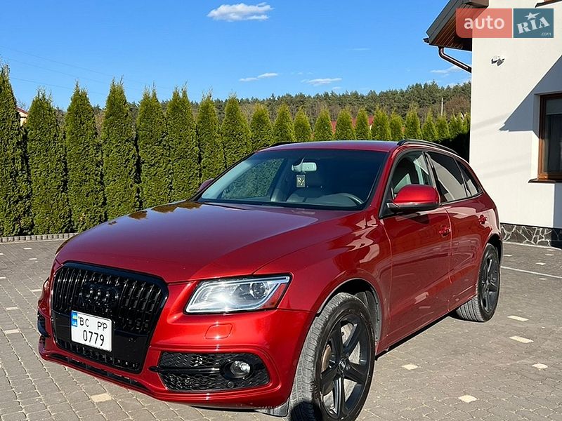 Внедорожник / Кроссовер Audi Q5 2014 в Новояворовске