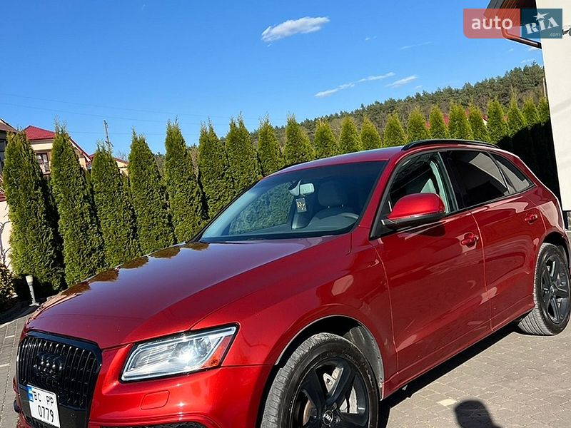 Внедорожник / Кроссовер Audi Q5 2014 в Новояворовске