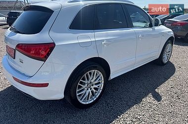 Позашляховик / Кросовер Audi Q5 2016 в Луцьку