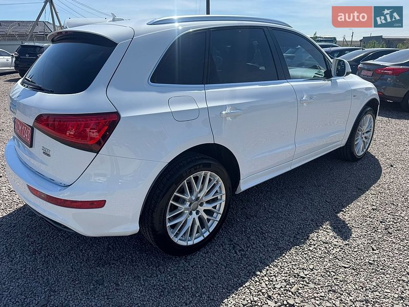 Позашляховик / Кросовер Audi Q5 2016 в Луцьку