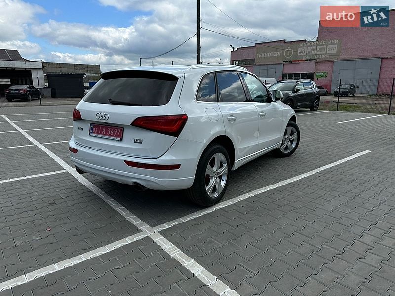 Внедорожник / Кроссовер Audi Q5 2017 в Нежине